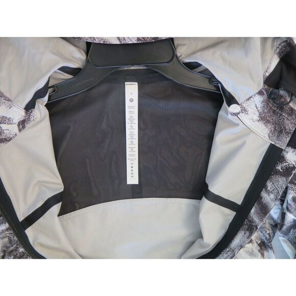 Lululemon Women's Sz 4 Black/White Take Flight Break a Trail Jacket $268 - Rare - Picture 10 of 15